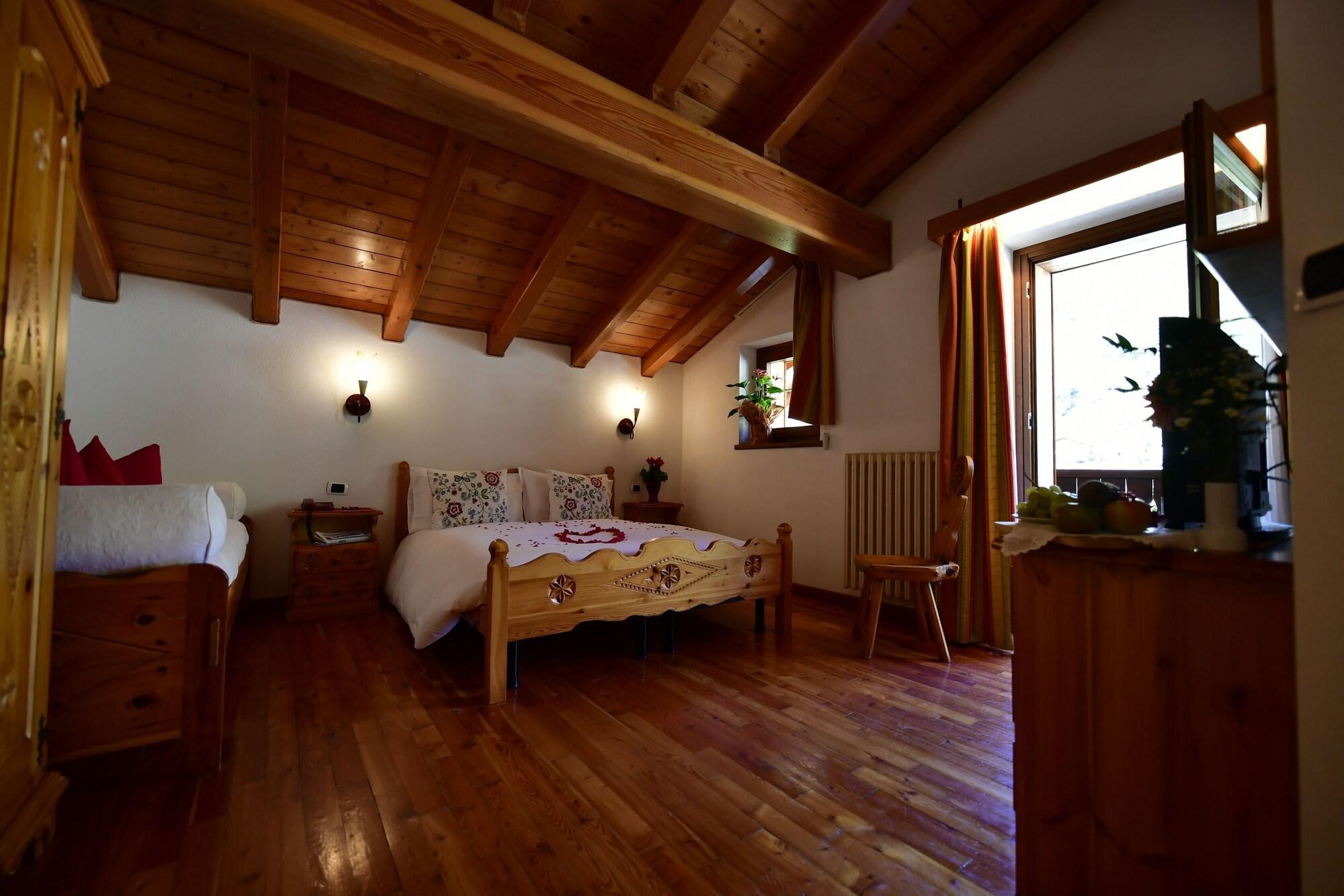 Hotel Beau Sejour Етрабълс Екстериор снимка