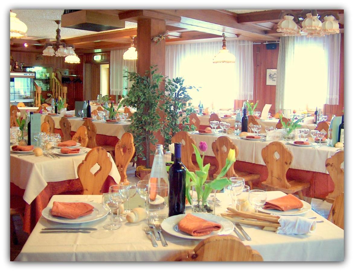 Hotel Beau Sejour Етрабълс Екстериор снимка