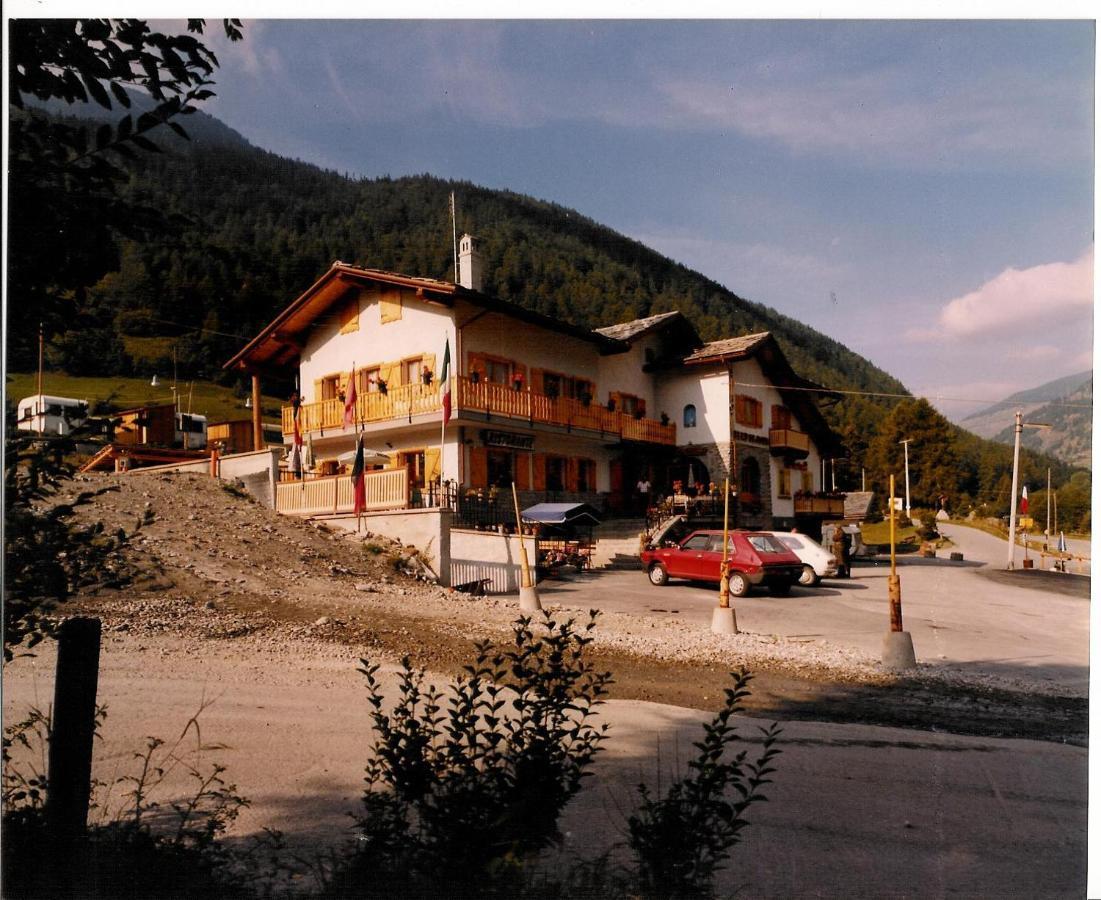 Hotel Beau Sejour Етрабълс Екстериор снимка